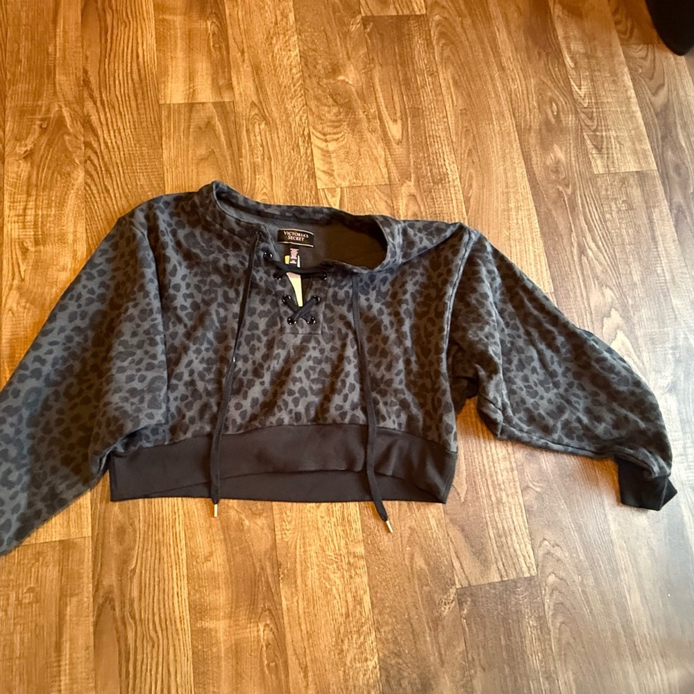 Victoria's Secret Leopard Print Cropped Sweatshirt